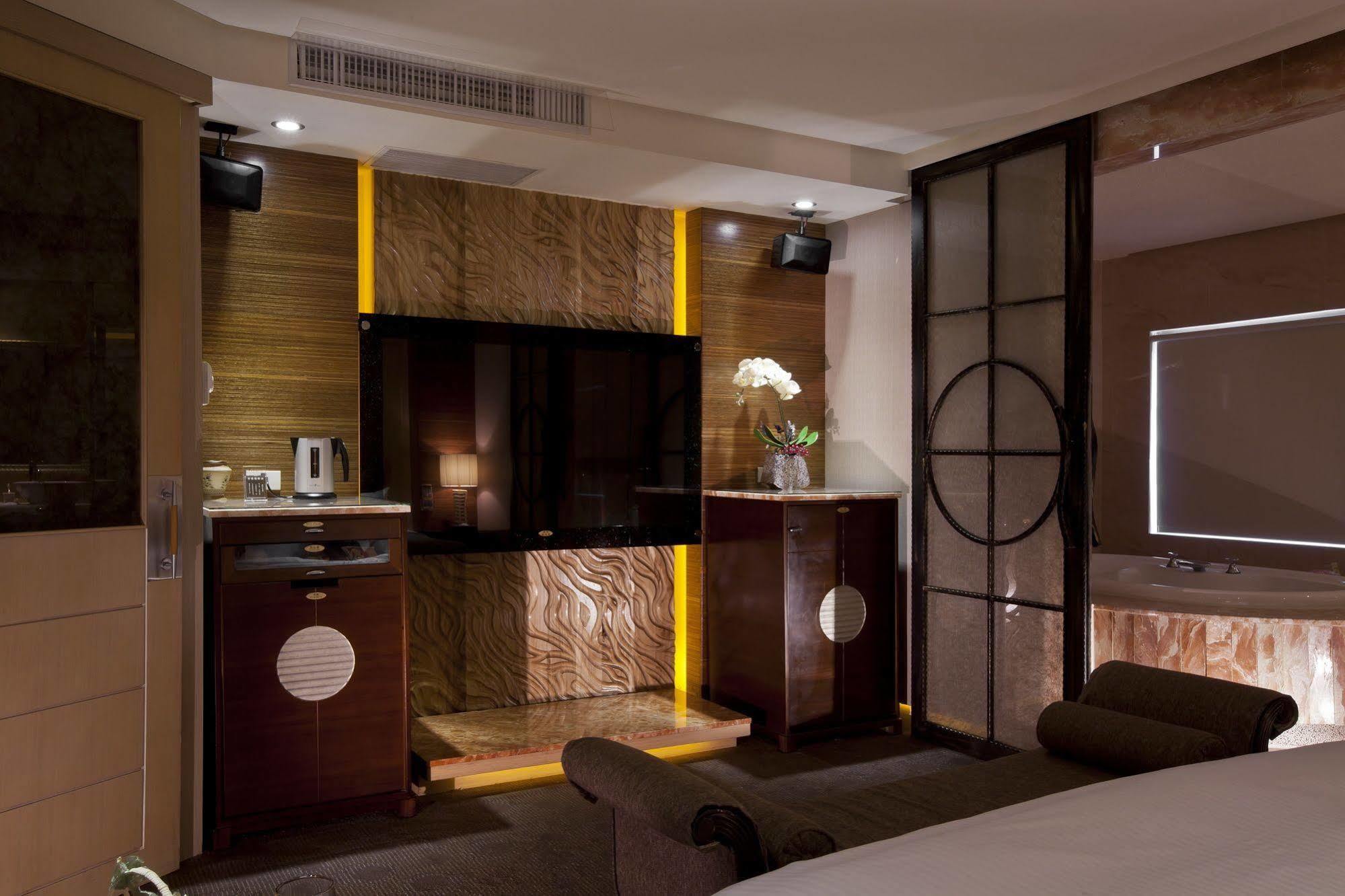 Alper Motel Taipei Bagian luar foto
